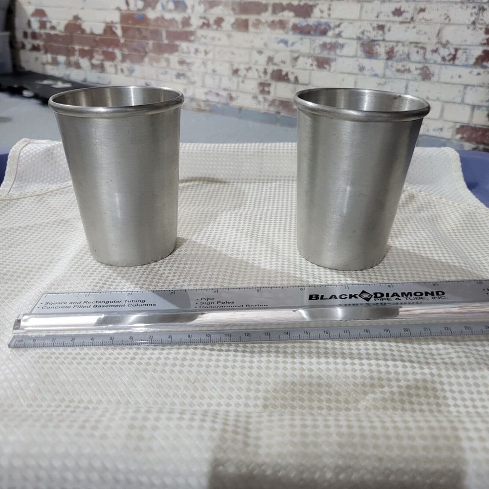 Hello, you are viewing a vintage American Pewter Guild - Stieff Pewter - P10-23.